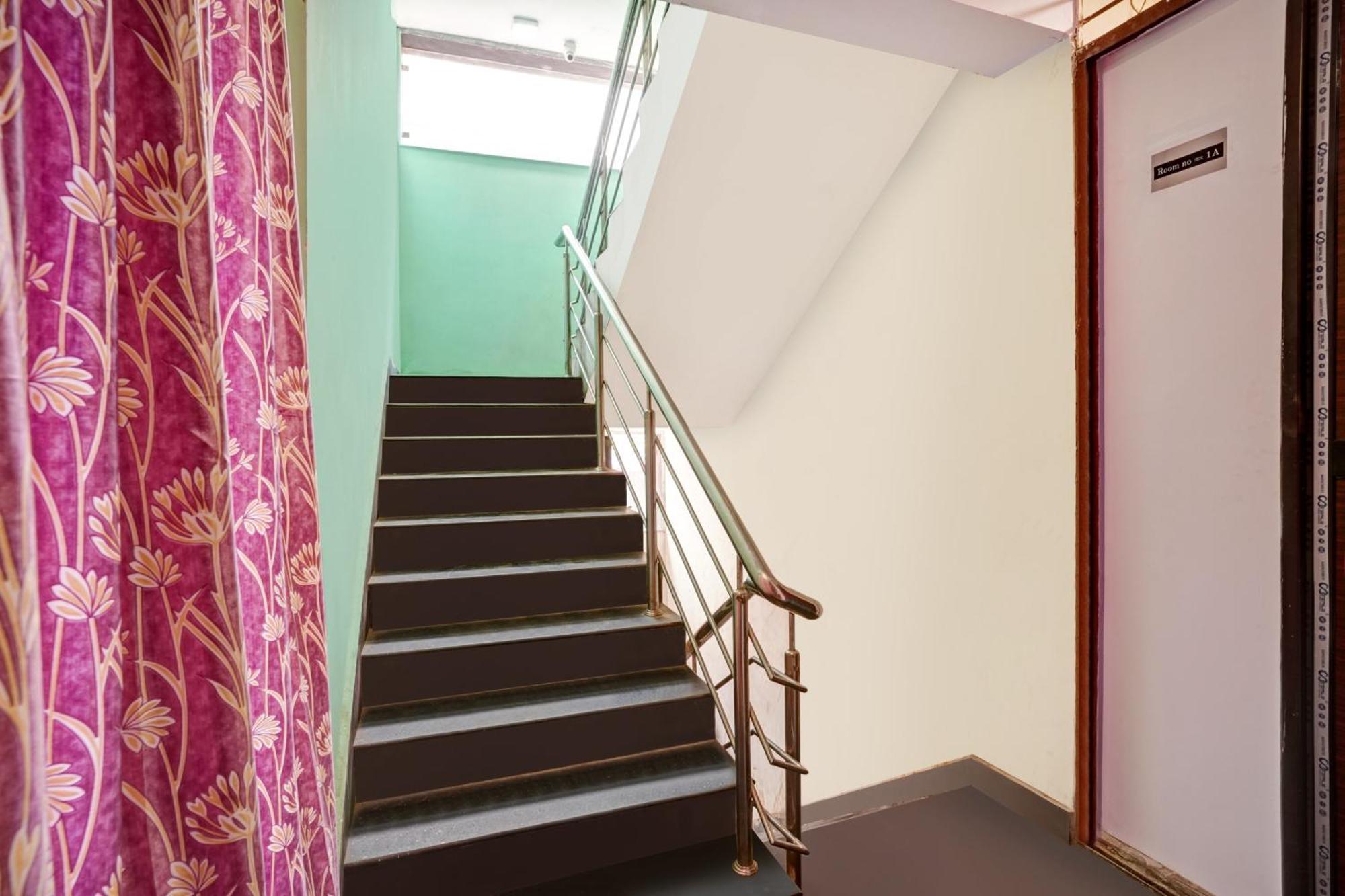 Super Hotel O Grill Inn Dhanbād Exterior photo